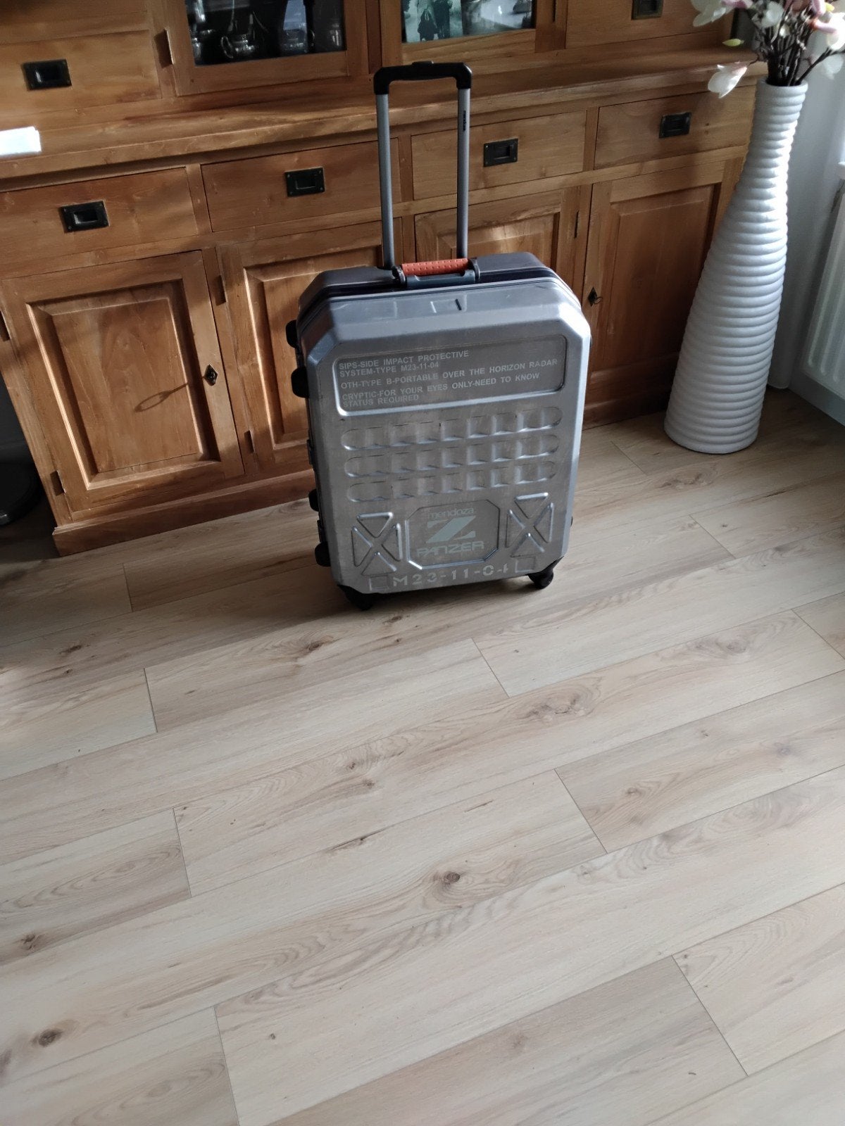 Reiskoffer Mendoza Panzer Z26 inch, Sieraden, Tassen en Uiterlijk, Hard kunststof, Ophalen of Verzenden, Zo goed als nieuw, 70 cm of meer