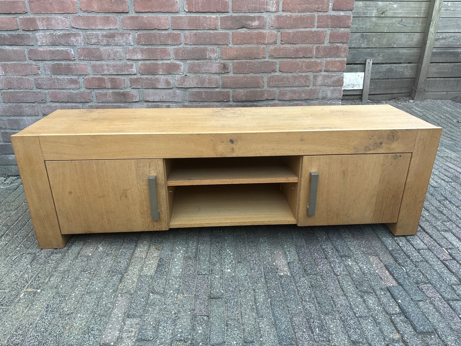 Stevig houten tv-meubel met opbergruimte, Ophalen, Gebruikt, 100 tot 150 cm, Minder dan 100 cm