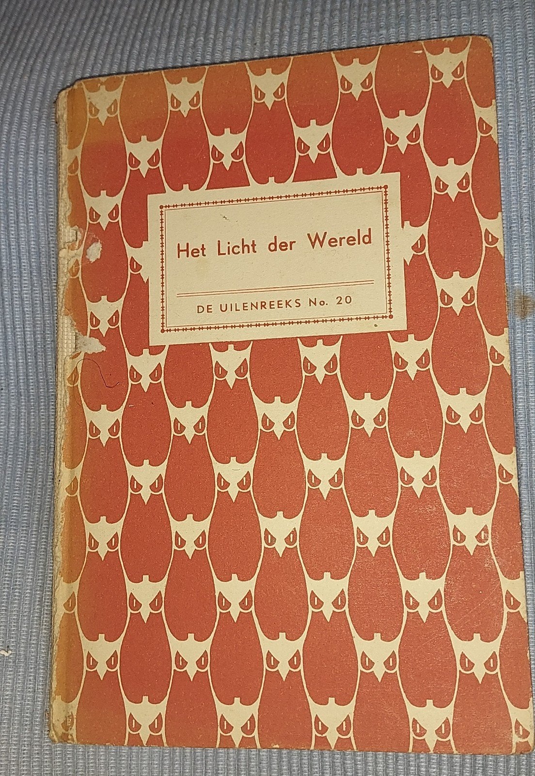 Het Licht der Wereld - De Uilenreeks No. 20 (1935), Boeken, Ophalen of Verzenden, Gelezen