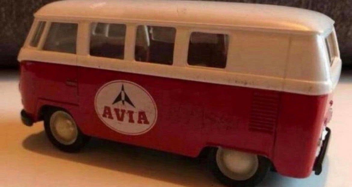 Volkswagen T1 Microbus 1962 AVIA Rood-Wit Welly 1:34, Ophalen of Verzenden, Gebruikt, Auto, Overige merken