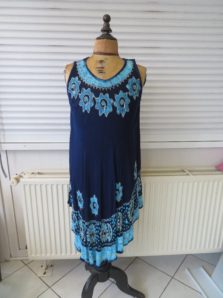 Dames jurk made India 1maat Z.G.A.N. blauw, Blauw, Ophalen of Verzenden, Zo goed als nieuw, Onder de knie
