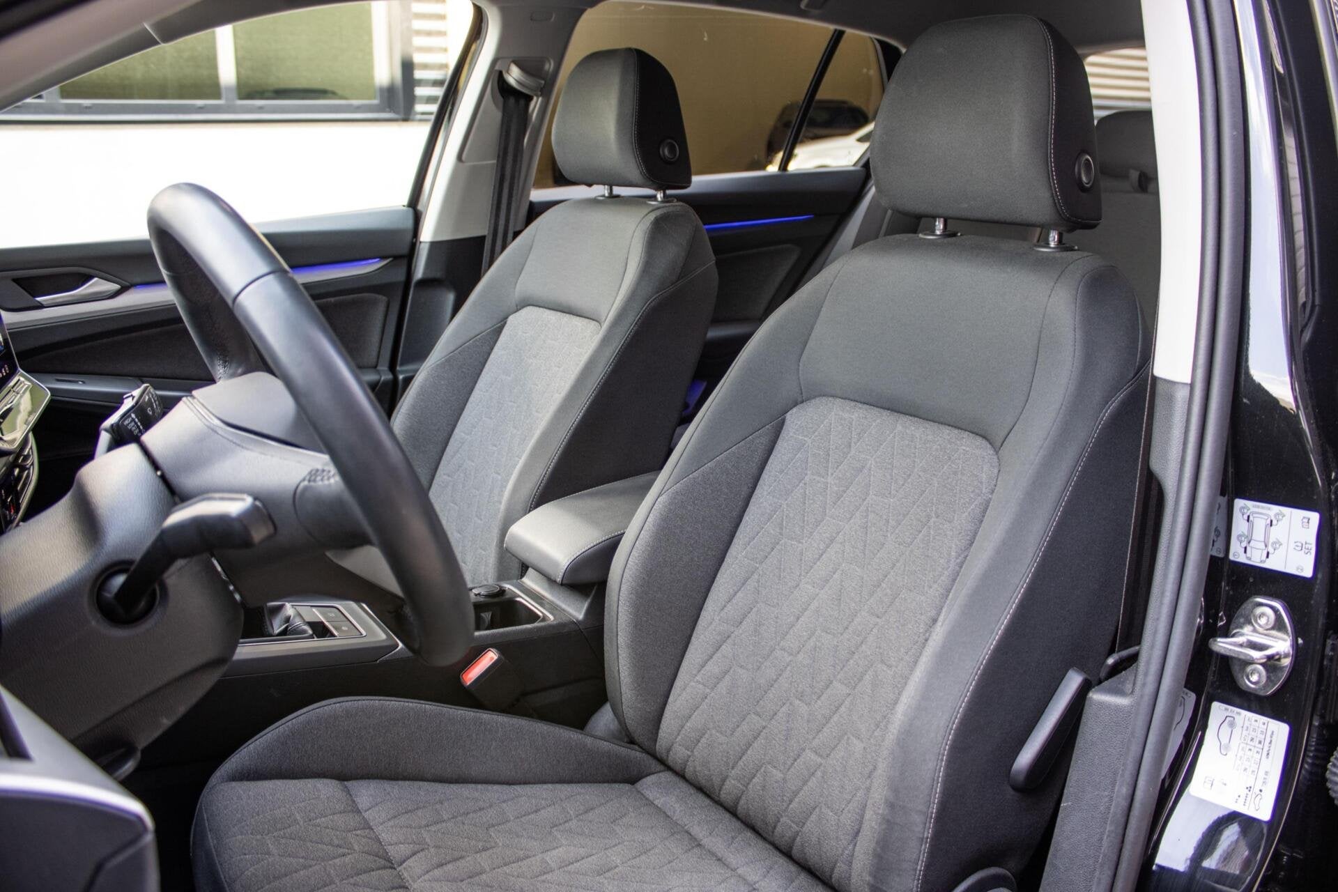Volkswagen Golf 8.5 1.5 TSI GTI-Pakket | KEYLESS | ACC | LED, Voorwielaandrijving, Euro 6, 4 cilinders, 150 pk
