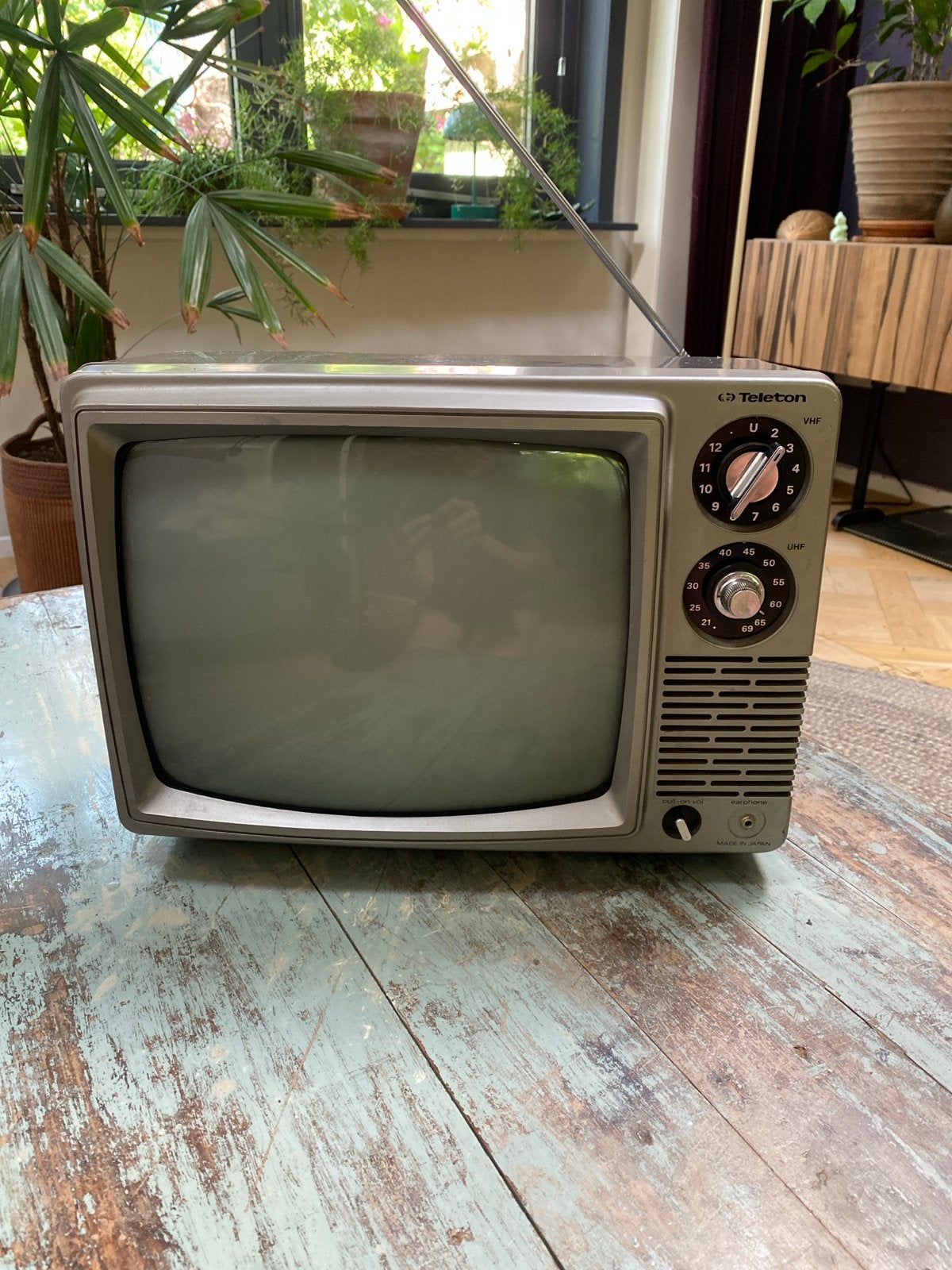 Vintage Teleton IF 12 draagbare zwart-wit televisie, Ophalen of Verzenden, Gebruikt, Minder dan 40 cm, Overige merken
