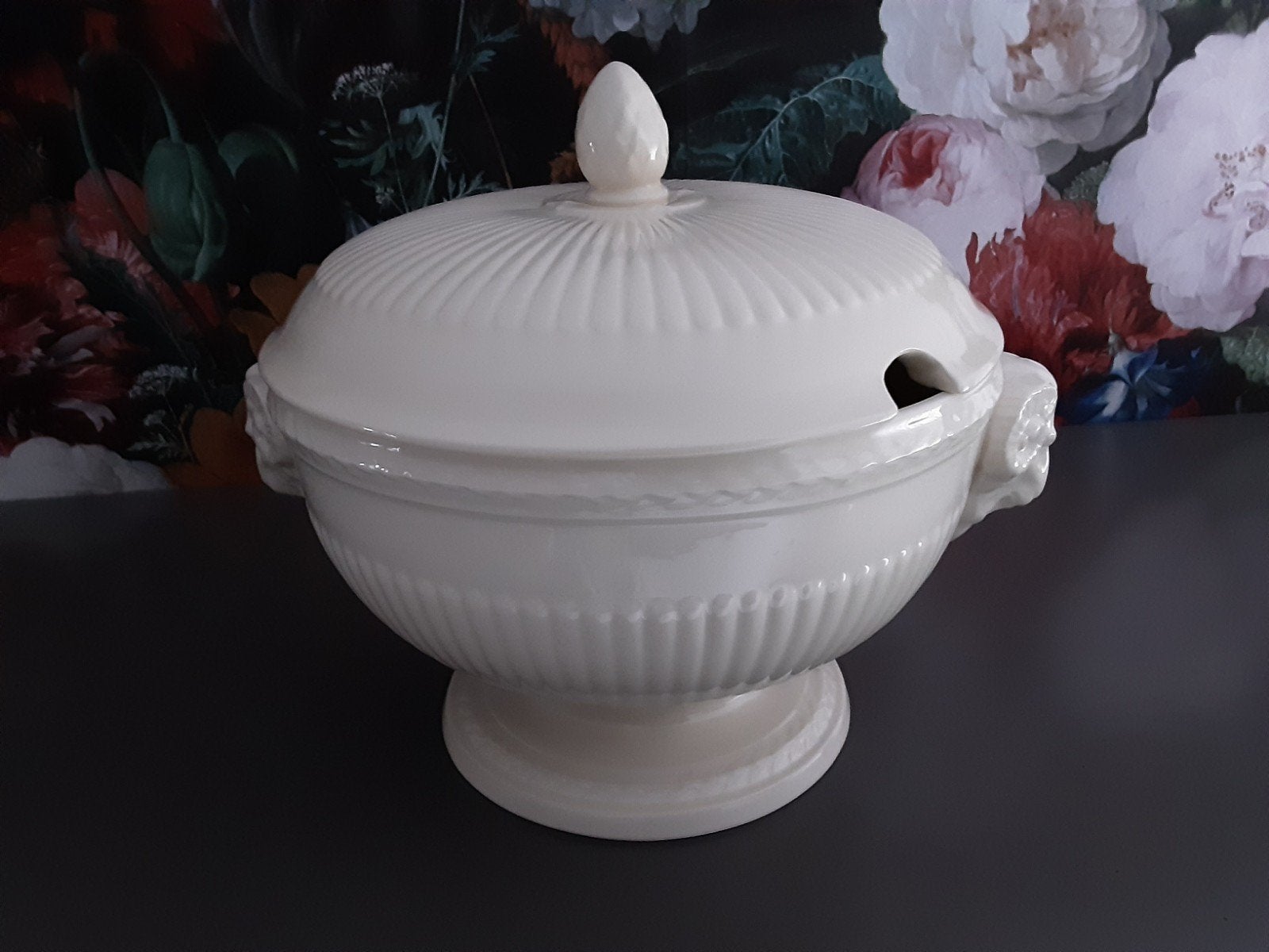 Wedgwood Edme Soepterrine in Nieuwstaat, Ophalen, Zo goed als nieuw, Aardewerk