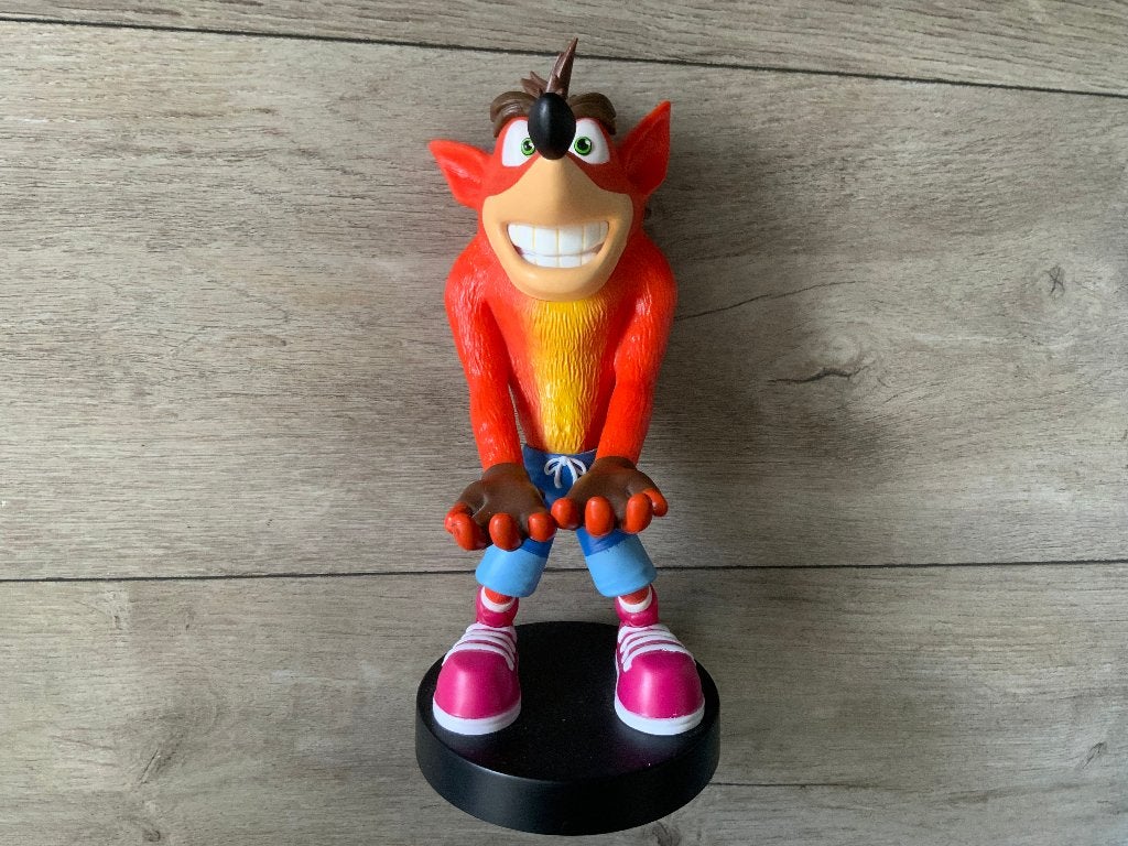 Crash Bandicoot Cable Guy Controller Houder PS4 / PS3, Avontuur en Actie, 1 speler, Ophalen of Verzenden, Zo goed als nieuw