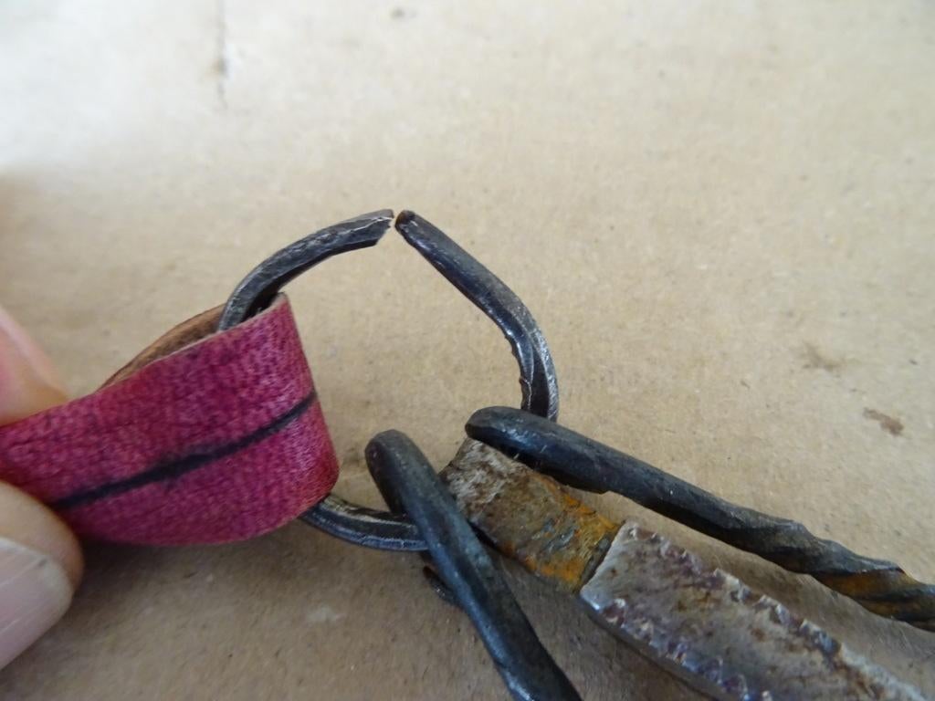 Curiosa inheems gereedschap setje met pincet Mali volkskunst, Ophalen of Verzenden