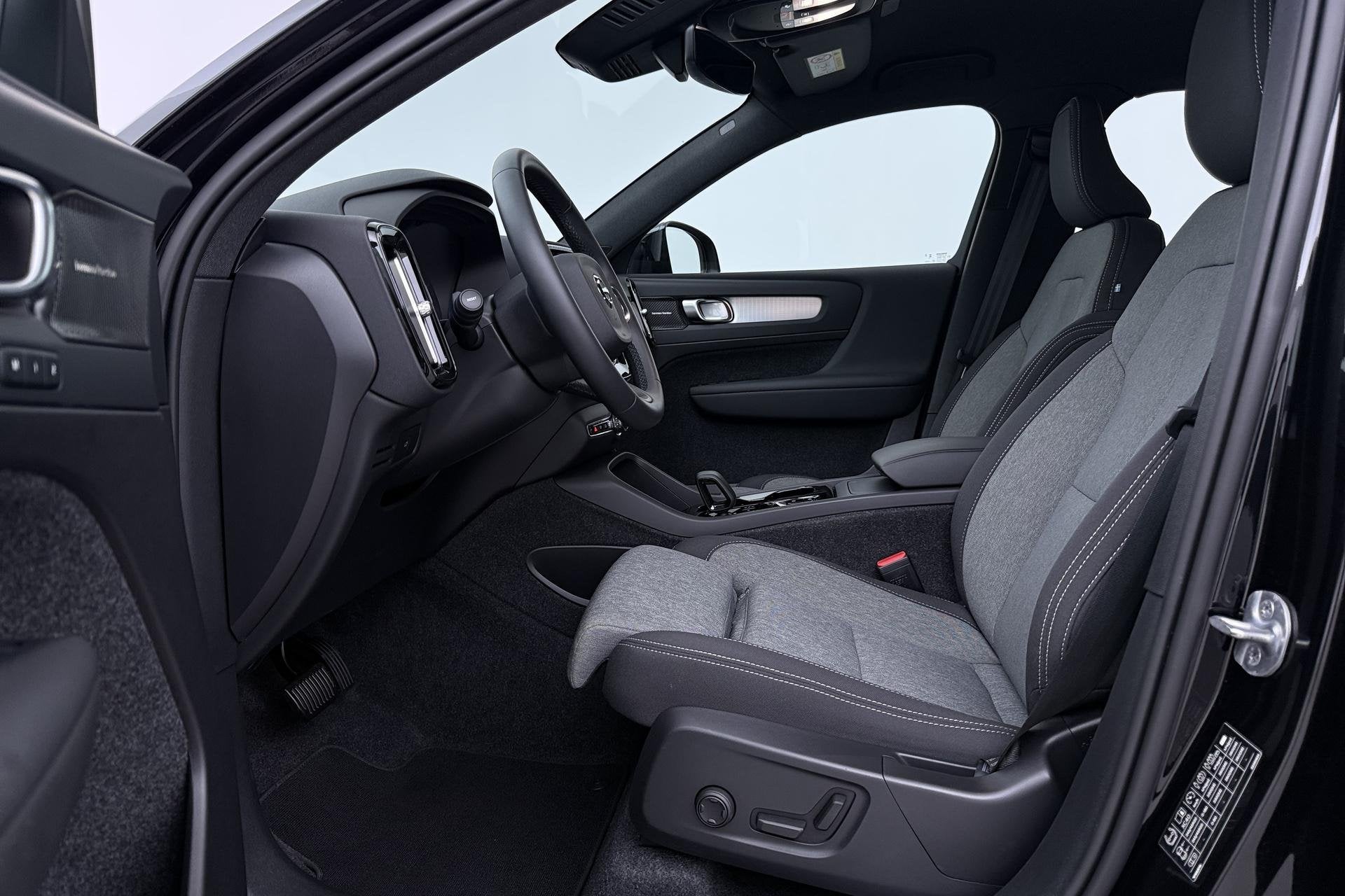 Volvo XC40 2.0 B3 Plus Black Edition | Harman/Kardon | Camer, Auto's, Gebruikt, Euro 6, 4 cilinders, 1969 cc
