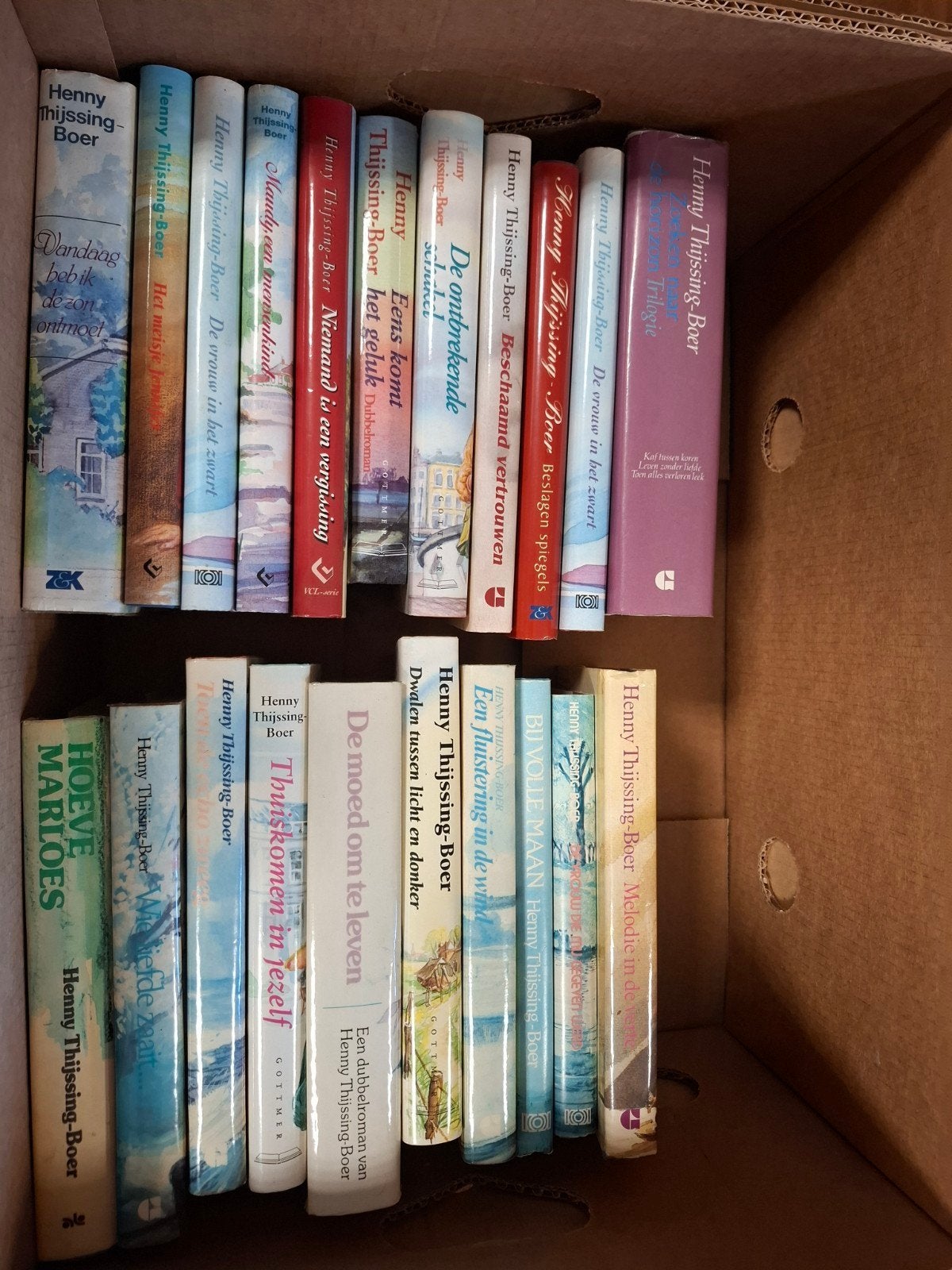 21 boeken van Henny Thijssing-Boer (doos 13), Ophalen of Verzenden, Zo goed als nieuw