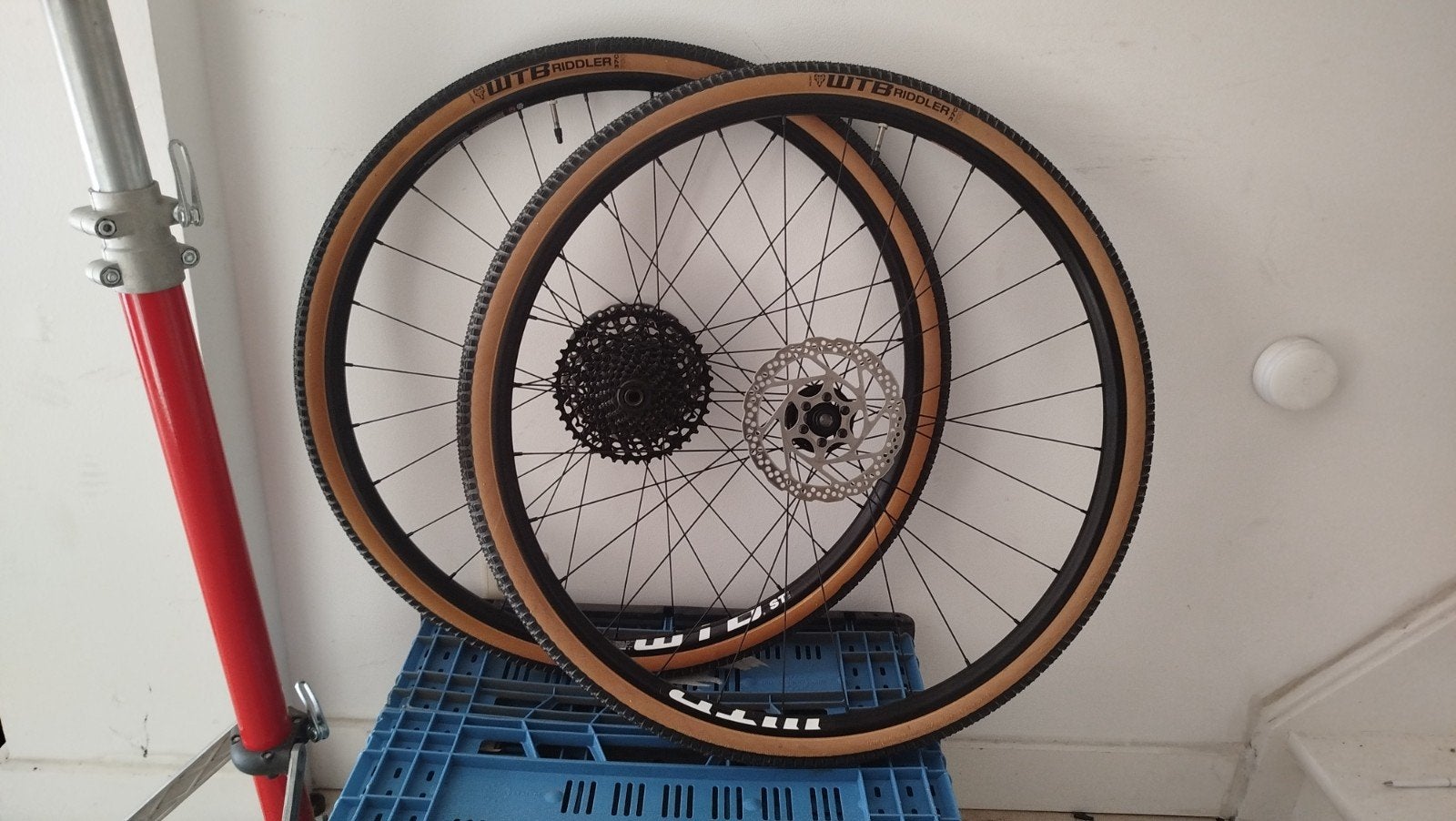 Nieuwe Gravel Wielen met Schijfremmen tubeless compatible, Fietsen en Brommers, Fietsonderdelen, Ophalen, WTB, Band, Zo goed als nieuw