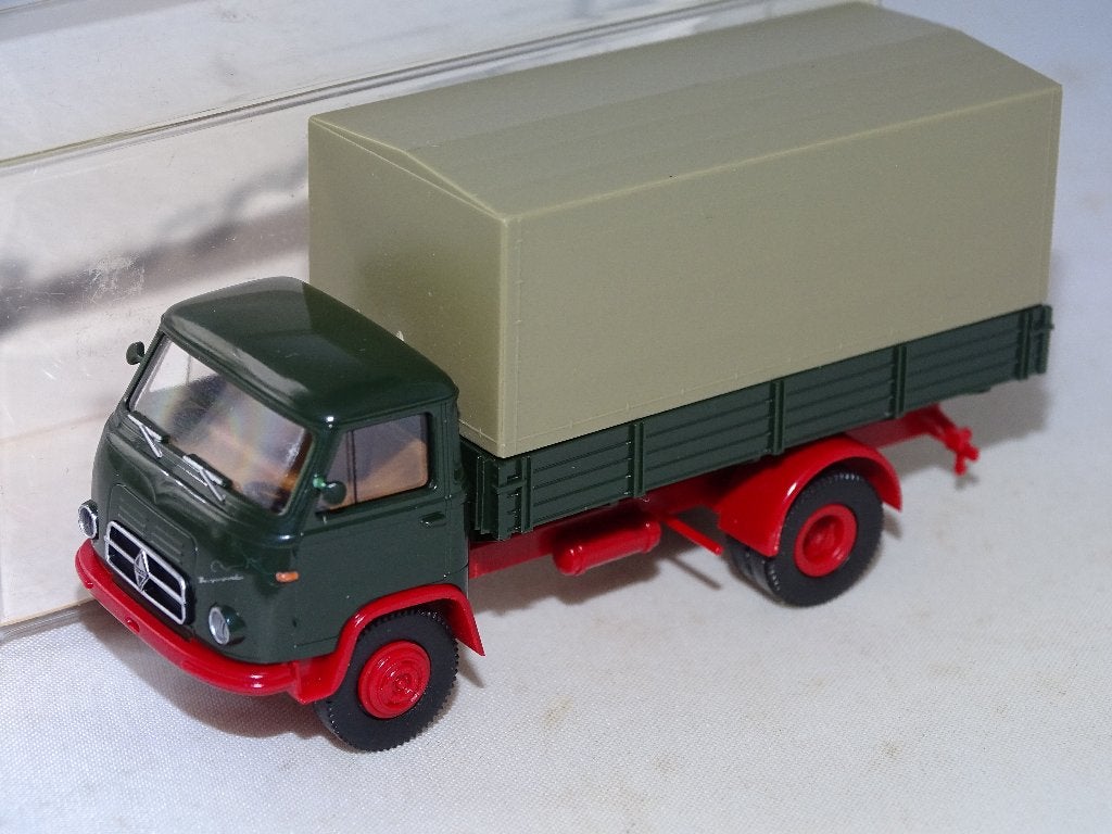 1/87 Brekina Borgeard  B 655, Ophalen of Verzenden, Nieuw, Bus of Vrachtwagen, Brekina