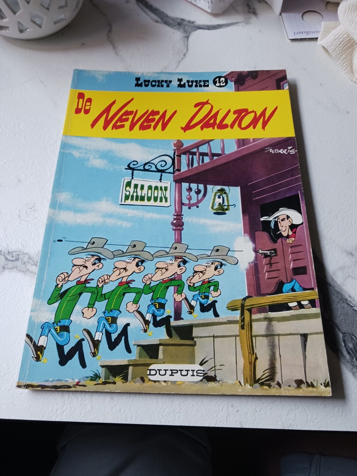 Lucky Luke 12: De Neven Dalton - Klassiek Stripboek, Boeken, Stripboeken, Eén stripboek, Ophalen of Verzenden, Gelezen, Morris