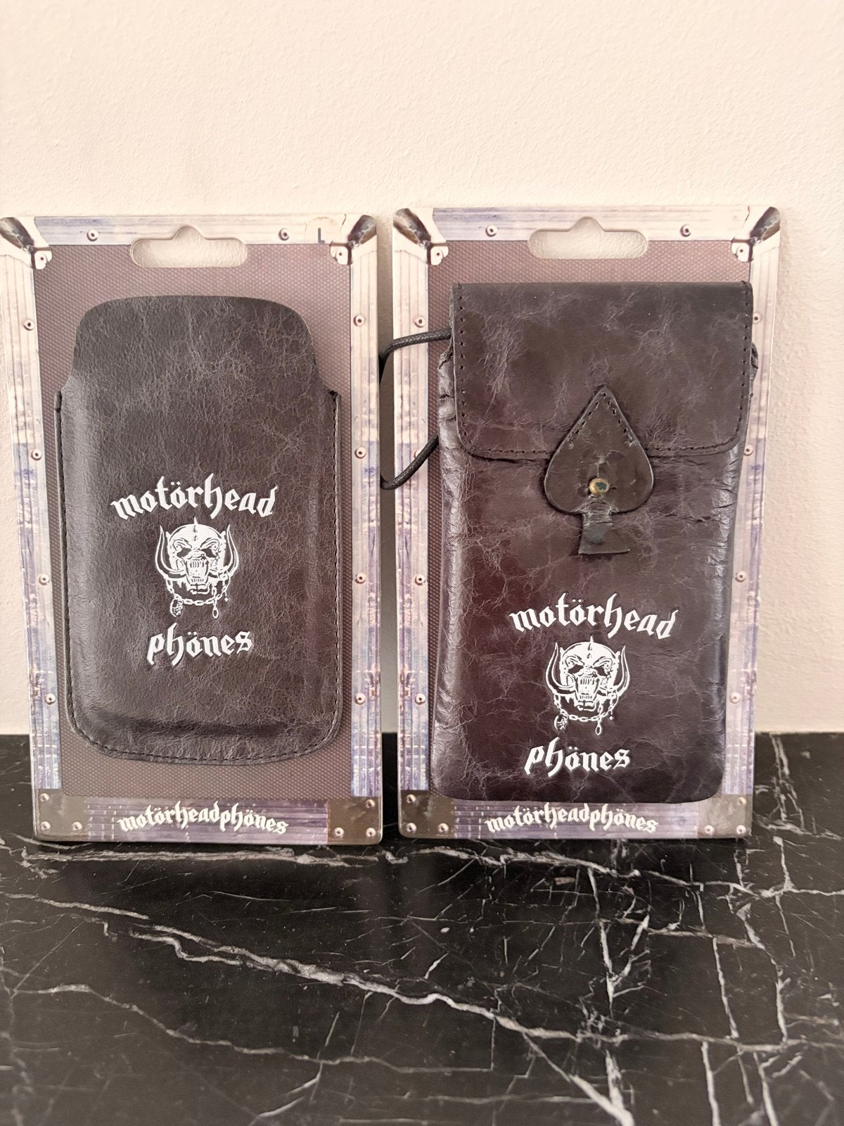 Motorhead Phones Hoesjes - Nieuw en Ongebruikt, Ophalen of Verzenden, Nieuw, Hoesje of Tasje