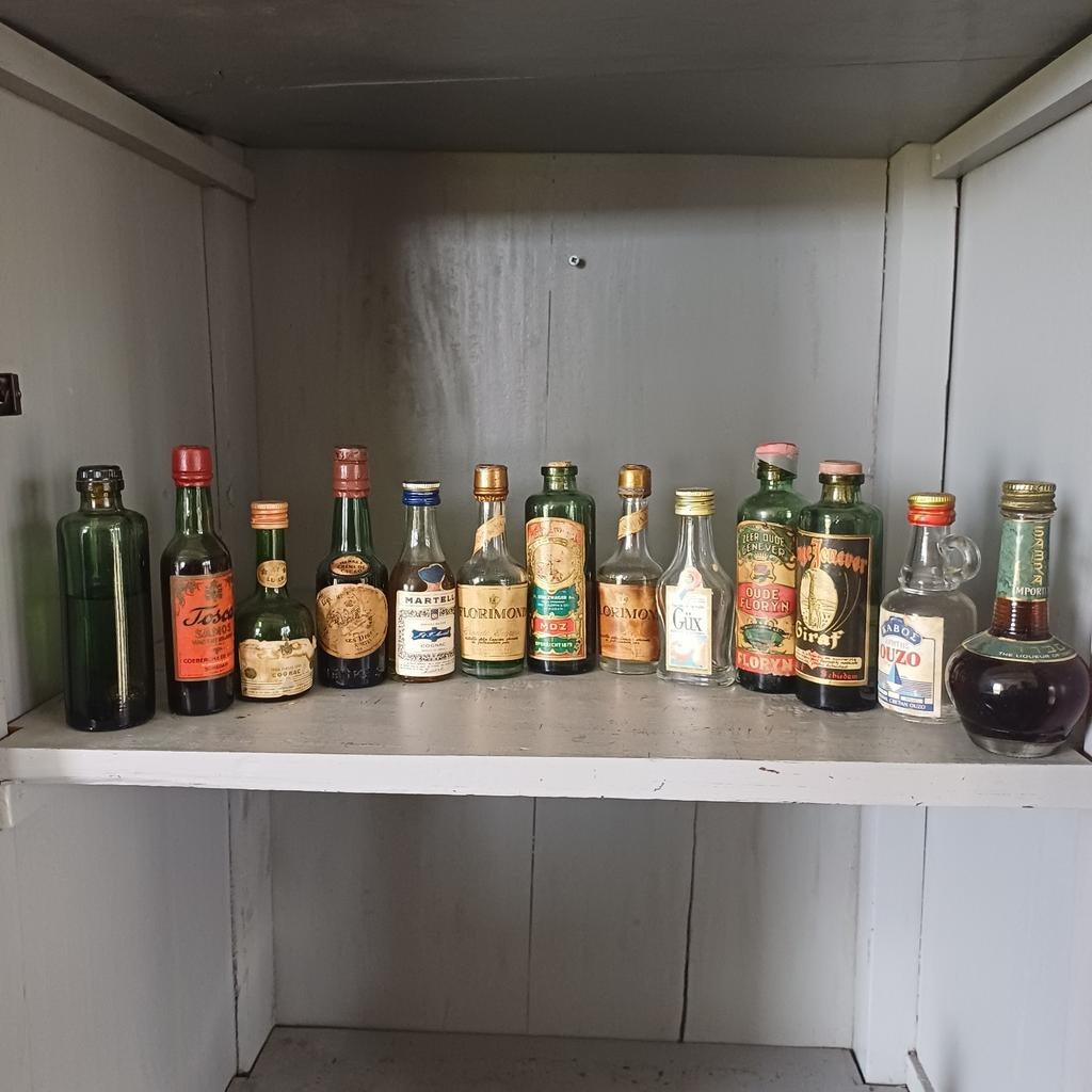 Miniatuur drank flesjes., Verzamelen, Ophalen of Verzenden