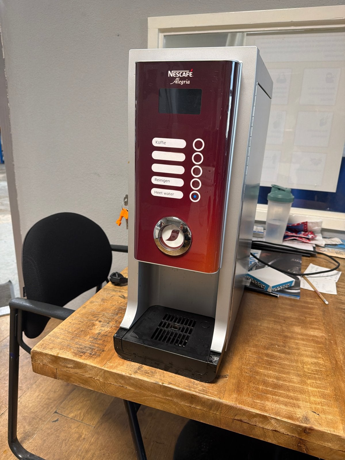Nescafé Alegria Koffiemachine - Perfect voor kantoor, Ophalen, Gebruikt, 10 kopjes of meer, Koffiemachine