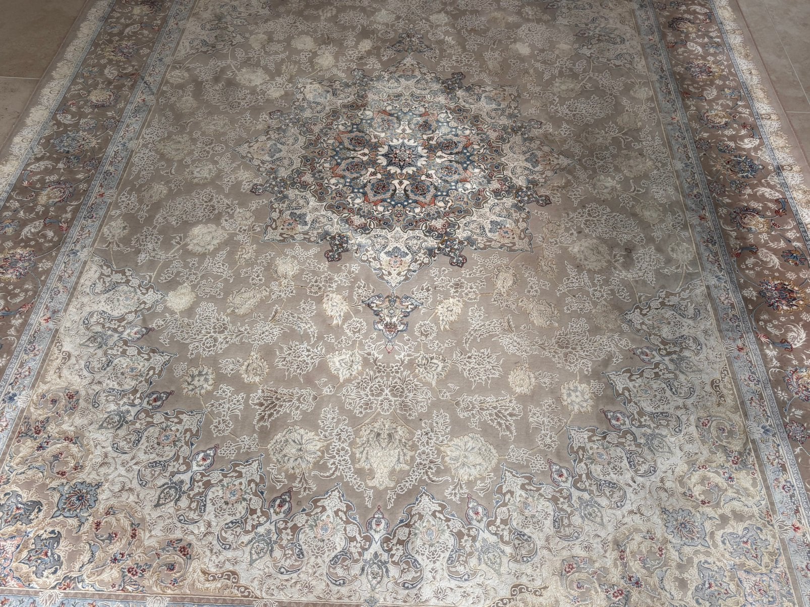 Perzisch tapijt beige 2.50 -x 3.50, Ophalen, Beige, 200 cm of meer, Zo goed als nieuw
