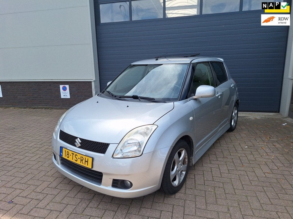 Suzuki Swift | 1.5 Exclusive | Open dak | Automaat | Stoelve, Auto's, Suzuki, Bedrijf, Te koop, Swift, ABS, Airbags, Airconditioning
