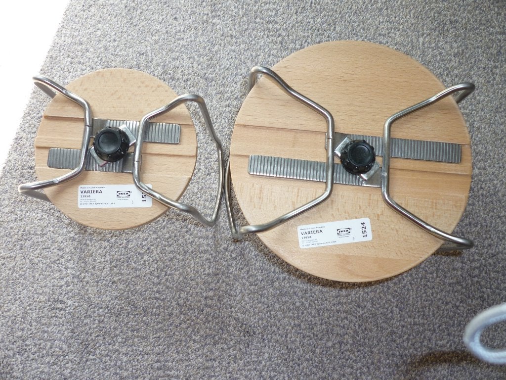 te Koop : 5 nieuwe Ikea borden opbergplateaus Variera serie, Bordenrek, Hout, IKEA, Nieuw