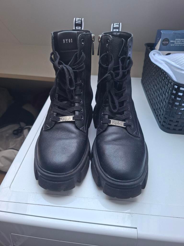 Steve Madden maat 40, Zwart, Lage of Enkellaarzen, Steve Madden, Ophalen of Verzenden