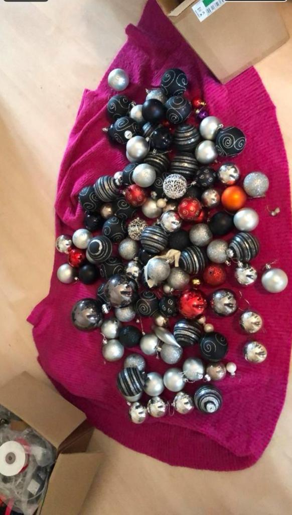 Kerstballen, Diversen, Kerst, Ophalen of Verzenden, Zo goed als nieuw