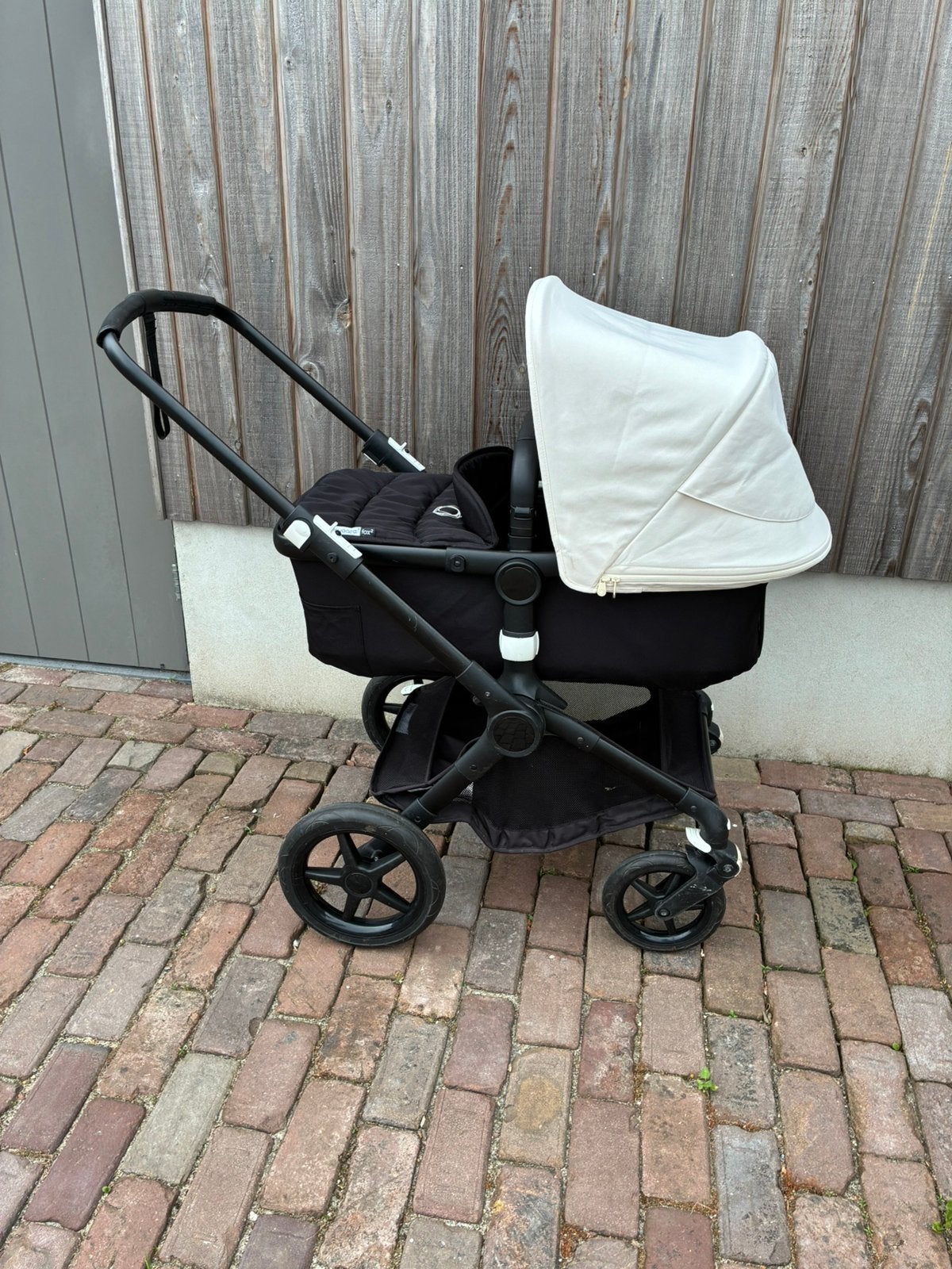 Bugaboo Fox 2, Gebruikt, Bugaboo, Verstelbare duwstang, Ophalen
