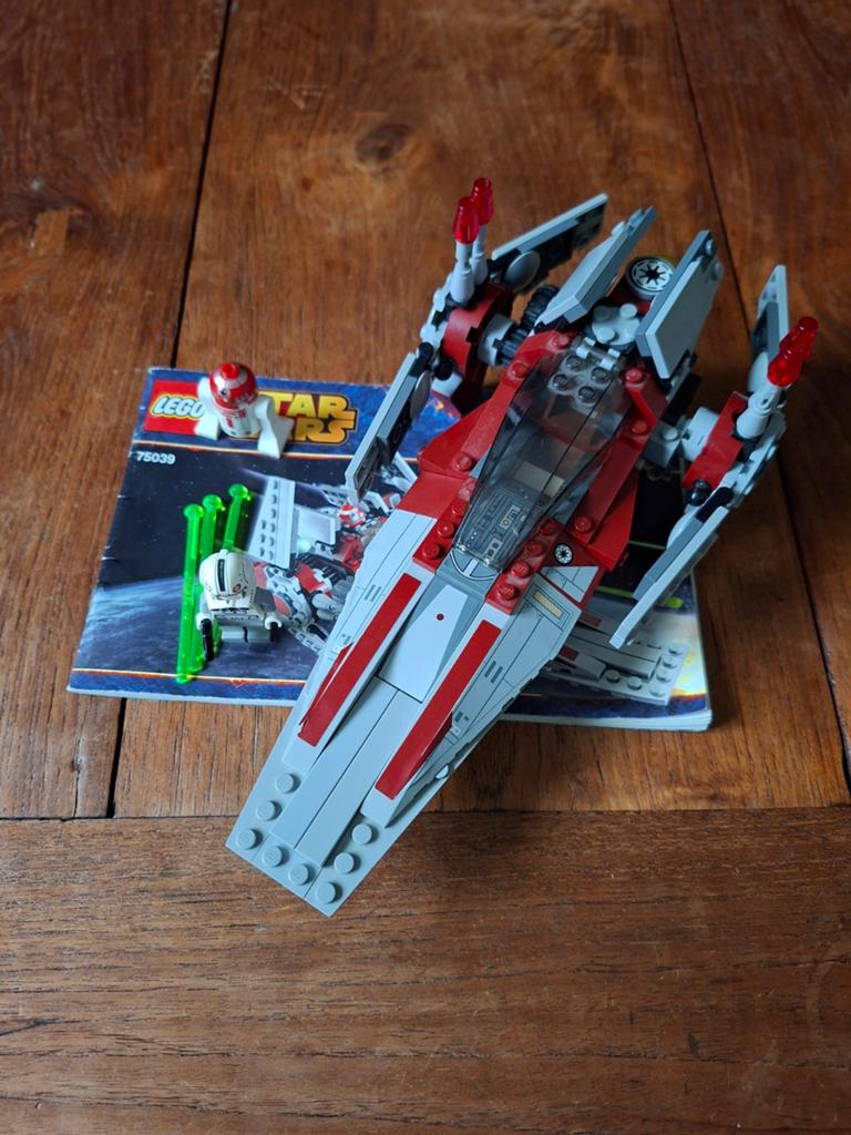 Lego Star Wars set 75039 V-wing starfighter, Kinderen en Baby's, Speelgoed | Duplo en Lego, Ophalen of Verzenden, Zo goed als nieuw