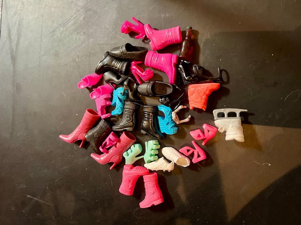 Vintage retro barbie sindy fleur schoenen laarzen pumps hak, Verzamelen, Ophalen of Verzenden, Zo goed als nieuw, Accessoires