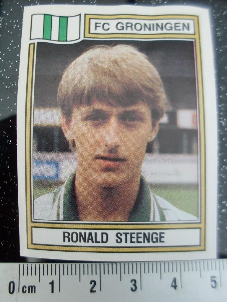 panini sticker voetbal 83 fc groningen Ronald Steenge nr 126, Verzenden, Zo goed als nieuw, Overige binnenlandse clubs, Poster, Plaatje of Sticker