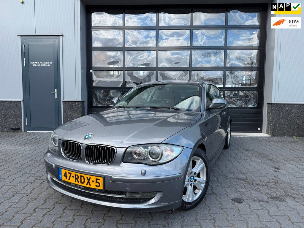 BMW 1-serie 118i EffDyn. Ed. Business Line Ultimate Edition, 1-Serie, Euro 5, Achterwielaandrijving, 4 stoelen
