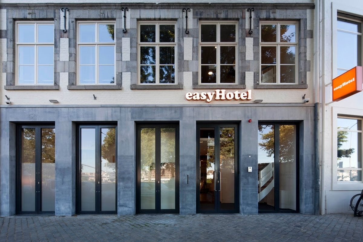 Overnachting EasyHotel Maastricht, Twee personen, 1 overnachting