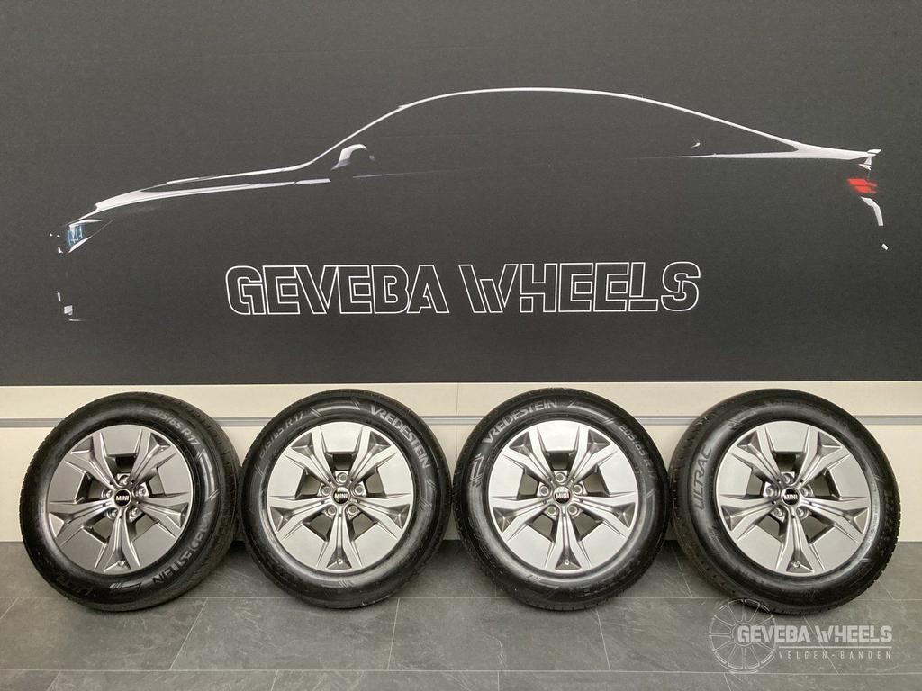 17” originele Mini Countryman U25 / BMW X1 U11 velgen banden, Gebruikt, -, -, Banden en Velgen