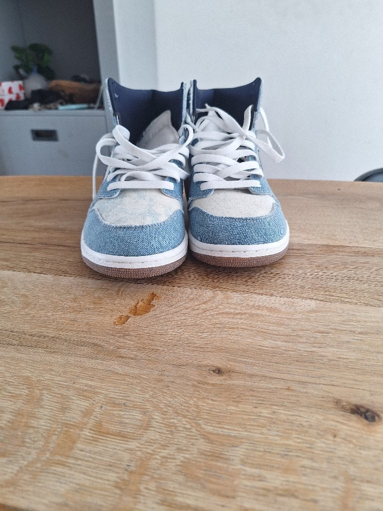Nike air jordan denim, Blauw, Nike, Ophalen of Verzenden, Sneakers of Gympen