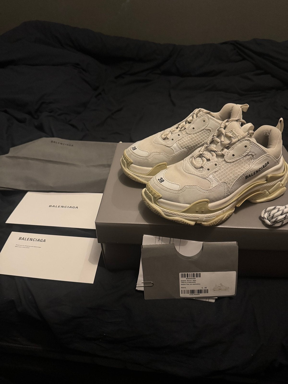 Balenciaga - Triple S | maat 38, Wit, Nieuw, Ophalen of Verzenden, Sneakers of Gympen