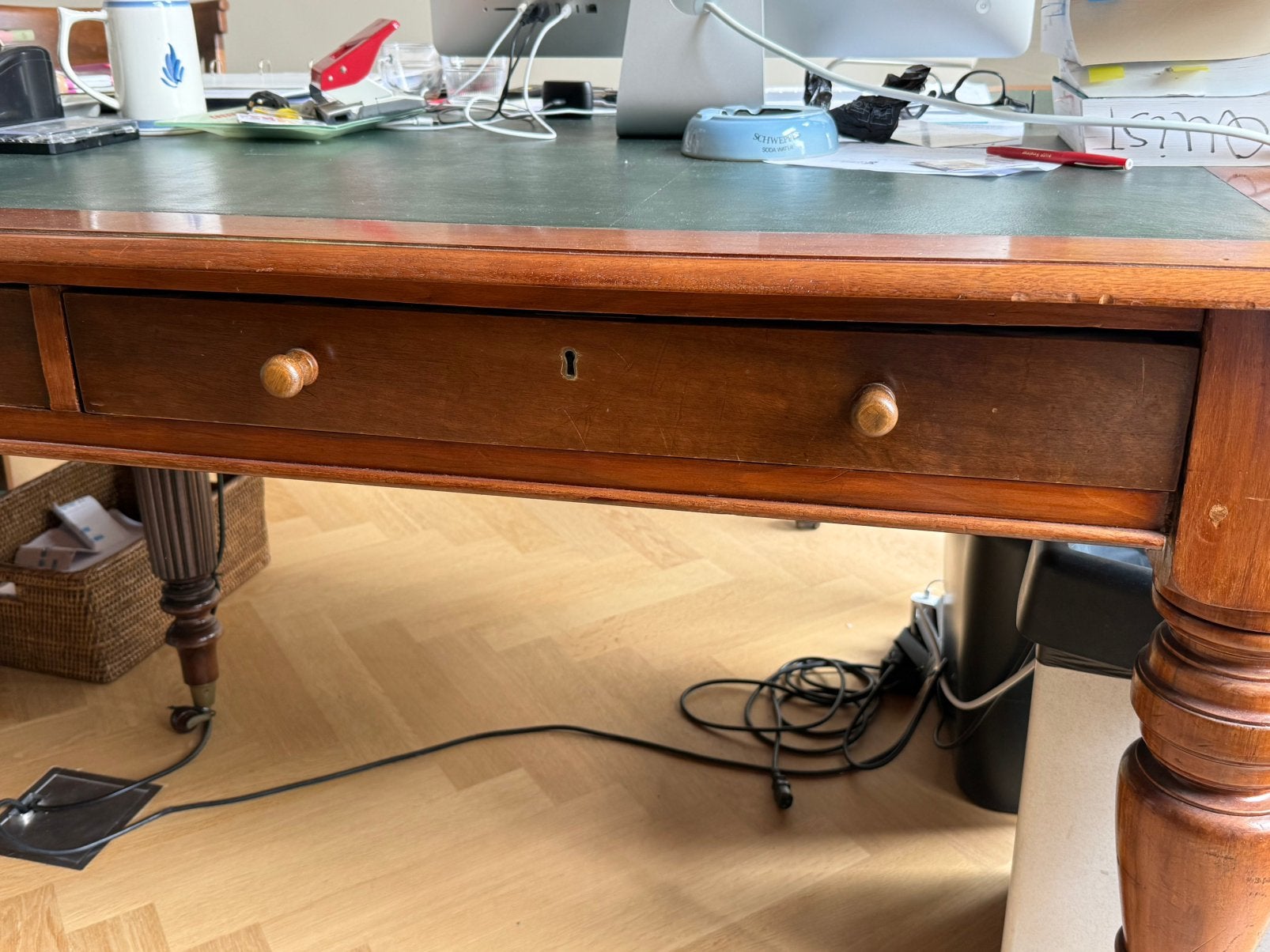 Antieke Engelse Mahonie Bibliotheektafel met 6 Laden, Ophalen