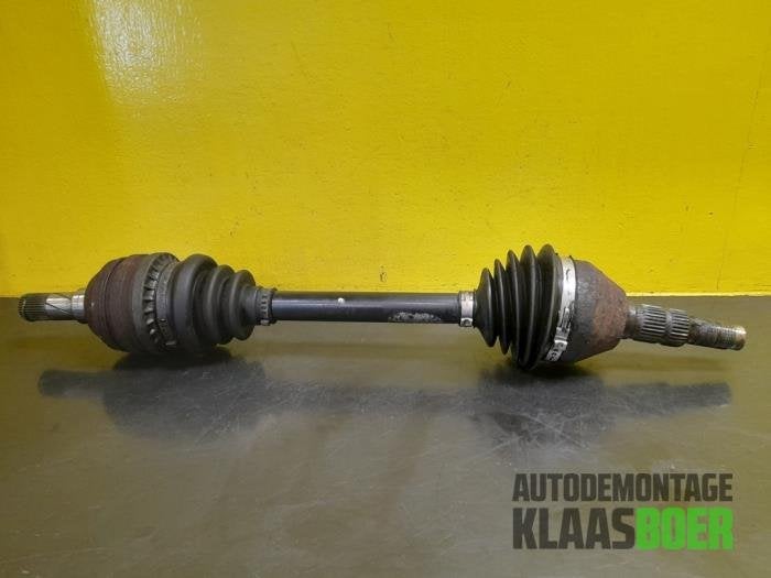 Aandrijfas links-voor van een Opel Vectra, Gebruikt, -, -, Opel