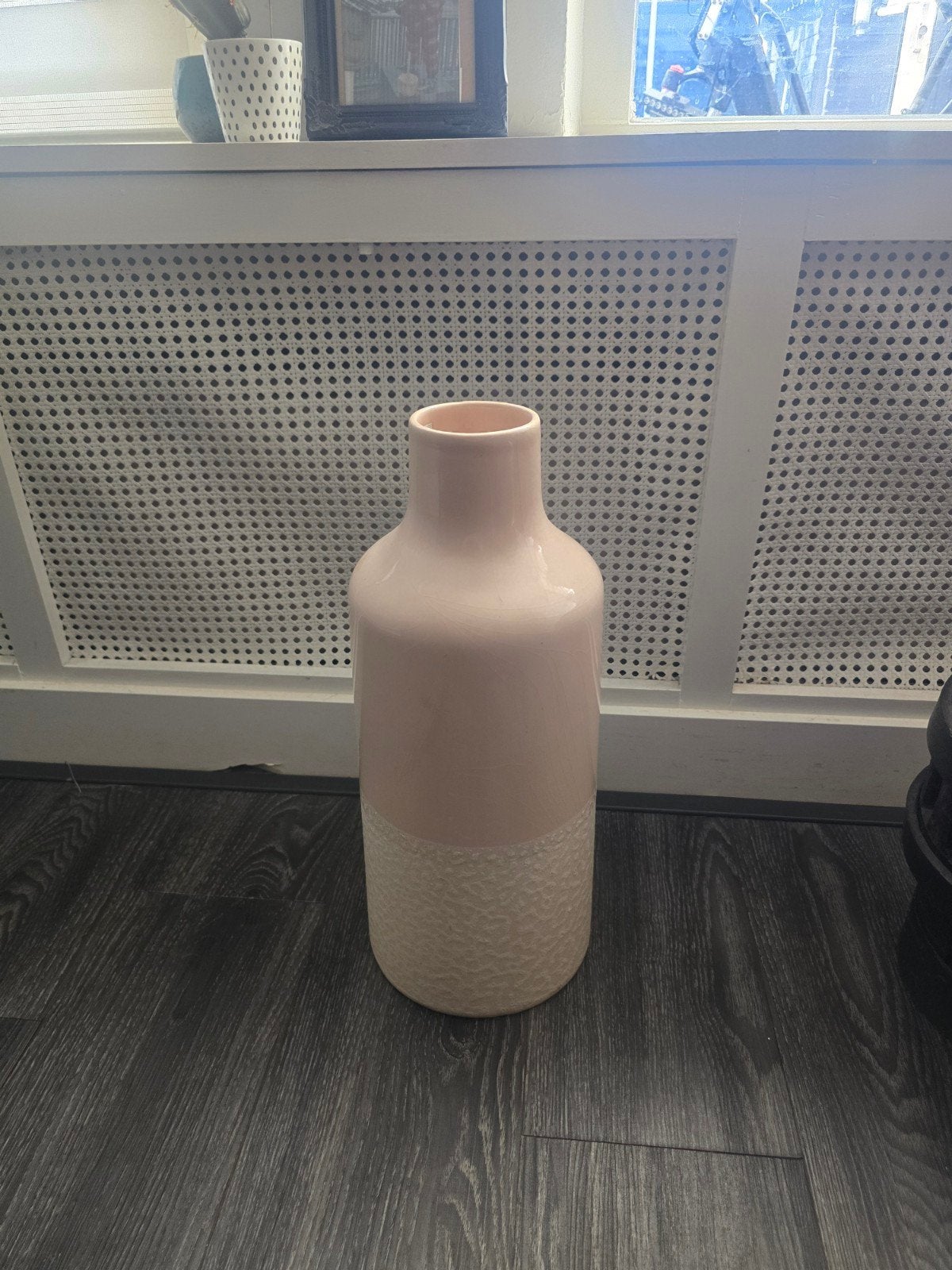 Roze vaas met structuur, 40 cm hoog, Ophalen, Met patroon/structuur, Zo goed als nieuw, Roze