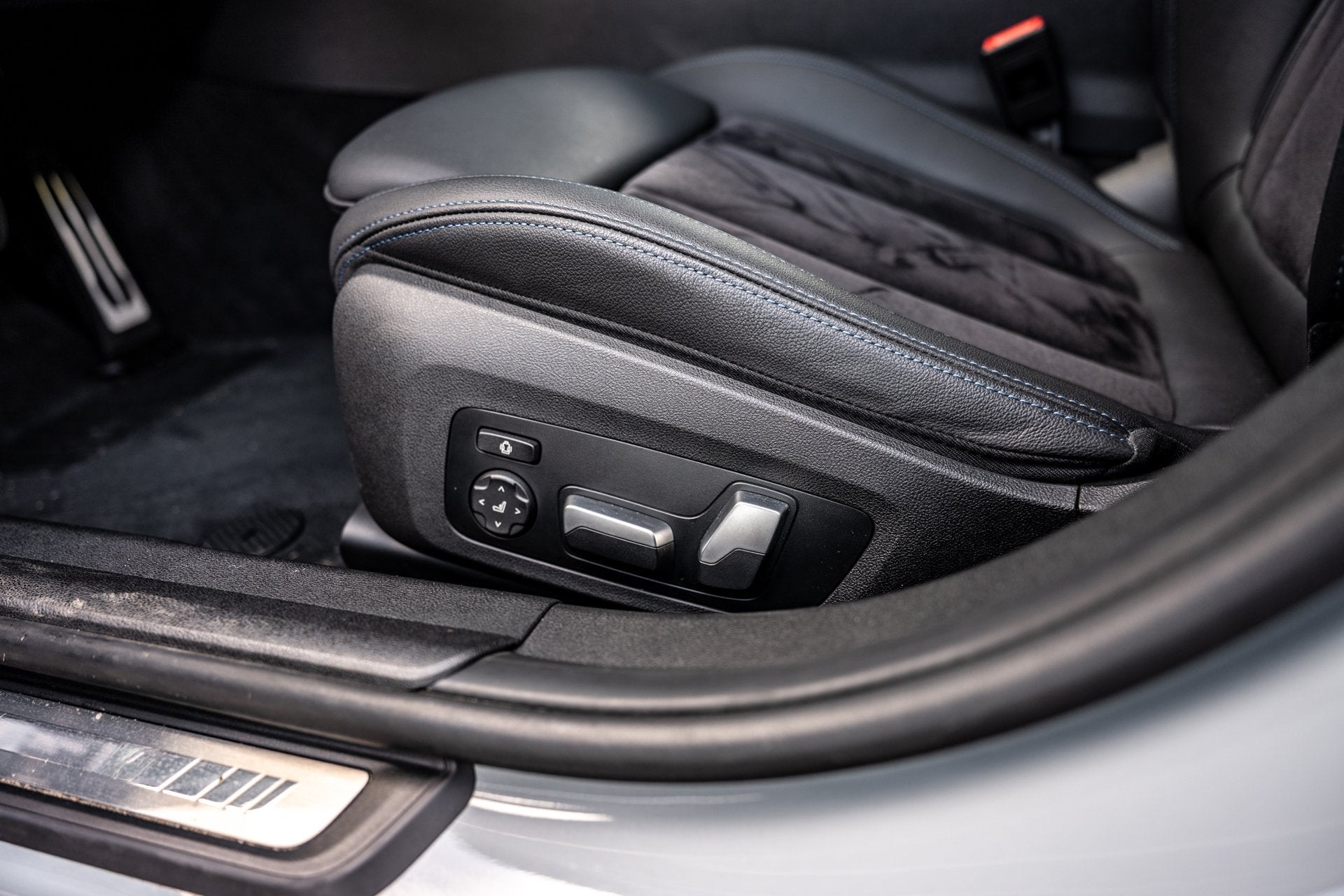 Foto 15 van BMW 3-serie Touring 330e Pano/M-Sport/HUD/Trekhaak