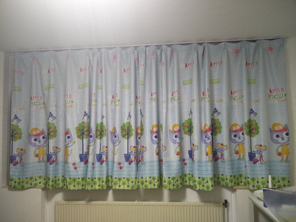 Verduisteringsgordijnen, Huis en Inrichting, Overige materialen, 500 cm, 166 cm, Ophalen of Verzenden