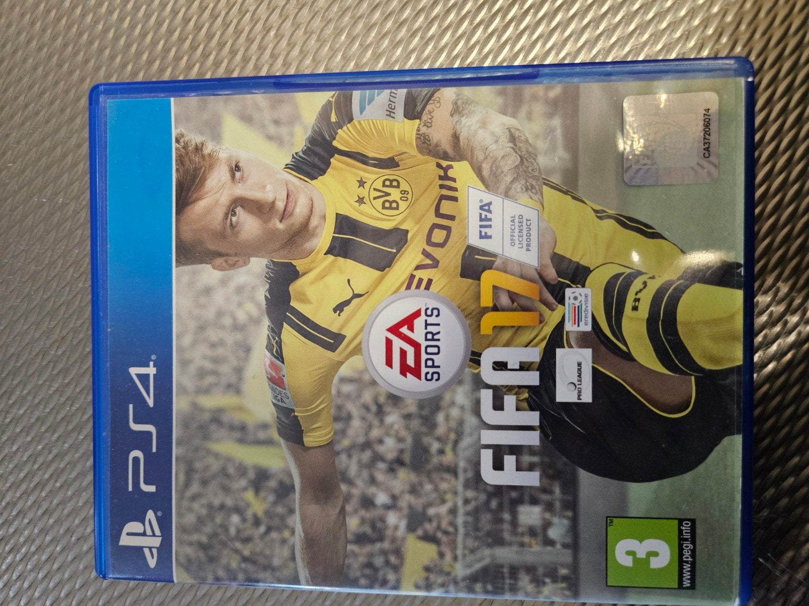 FIFA 17 PS4, Gebruikt, 2 spelers, Ophalen of Verzenden, Eén computer