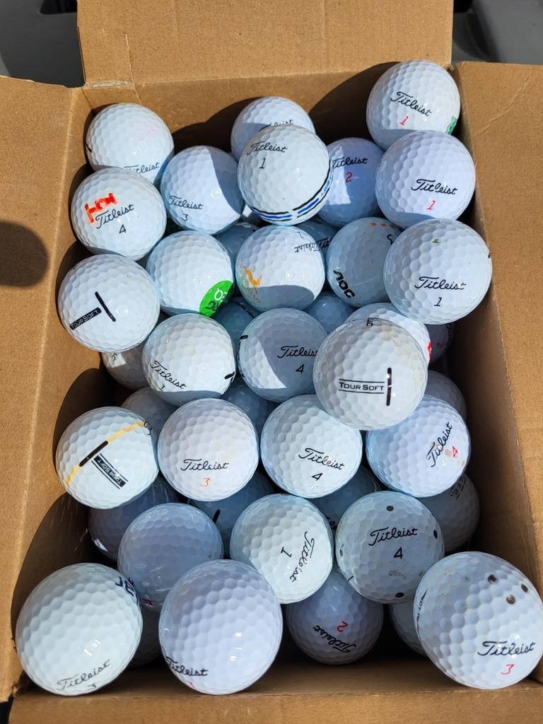 50 Titleist soft golfballen, Sport en Fitness, Golf, Ophalen of Verzenden, Bal(len)