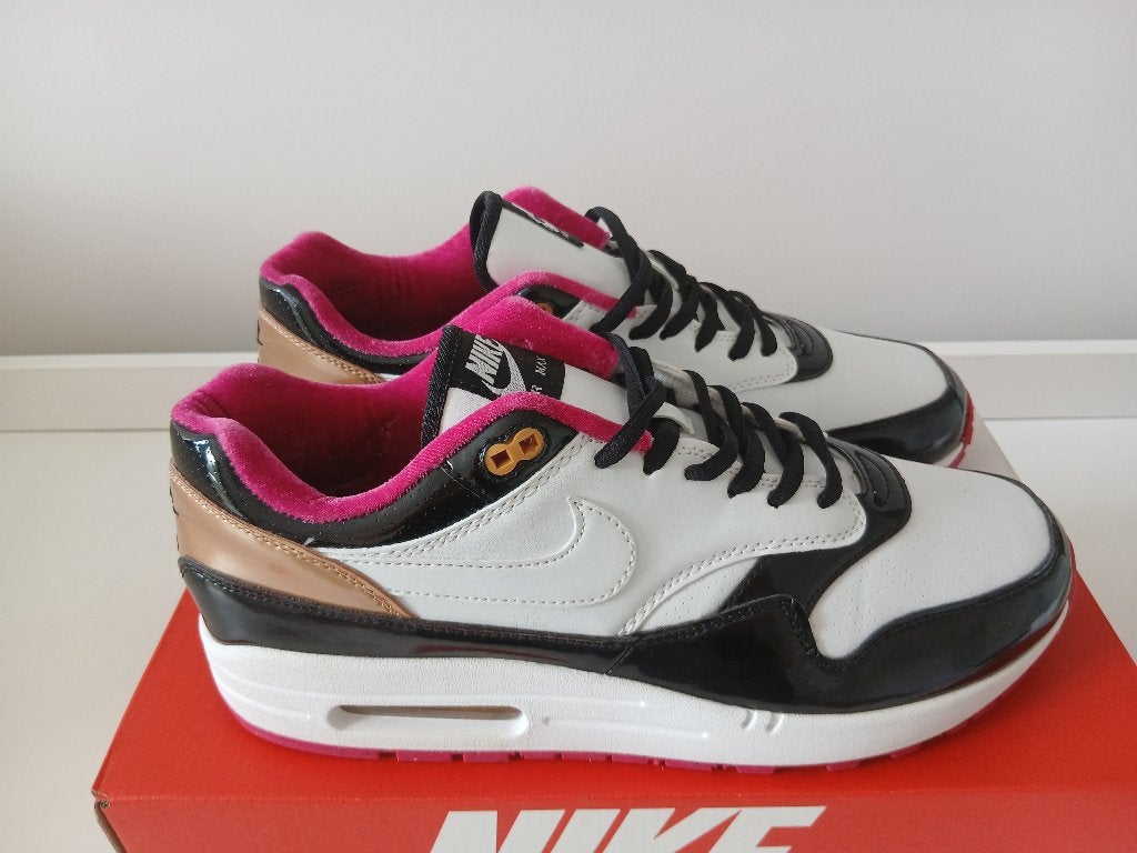 Nieuwe Nike Air Max 1 sneakers - Maat 44 - Wit/Zwart/Roze, Verzenden, Wit, Nike, Nieuw