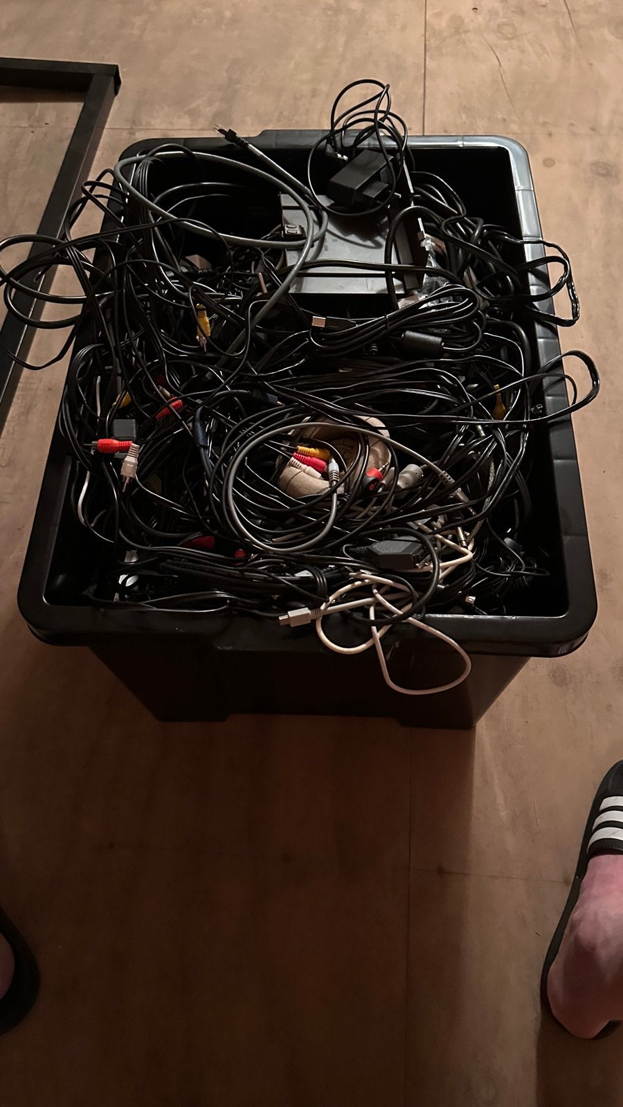Grote partij diverse kabels en adapters incl powerline adapt, Audio, Tv en Foto, Audiokabels en Televisiekabels, Ophalen, Gebruikt