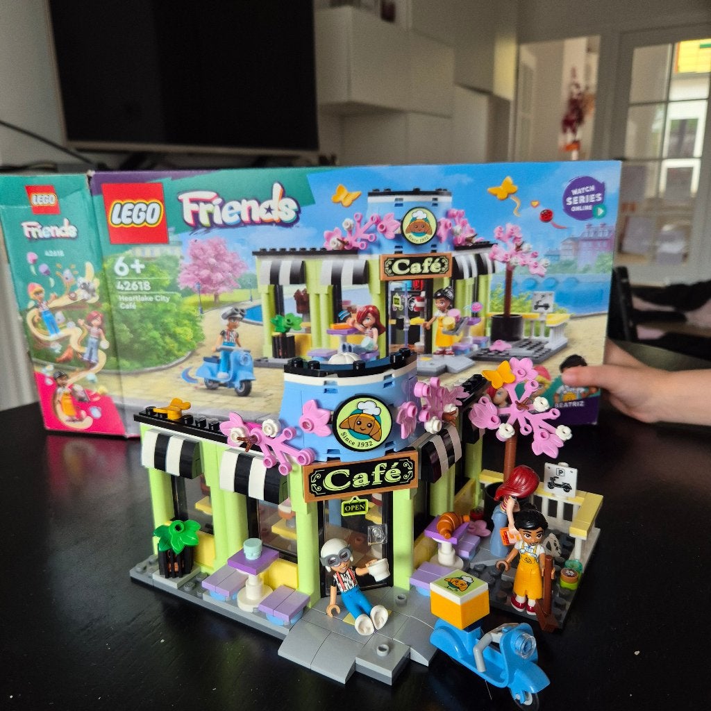 Lego Friends Heartlake City (42618), Ophalen, Lego, Friends, Zo goed als nieuw