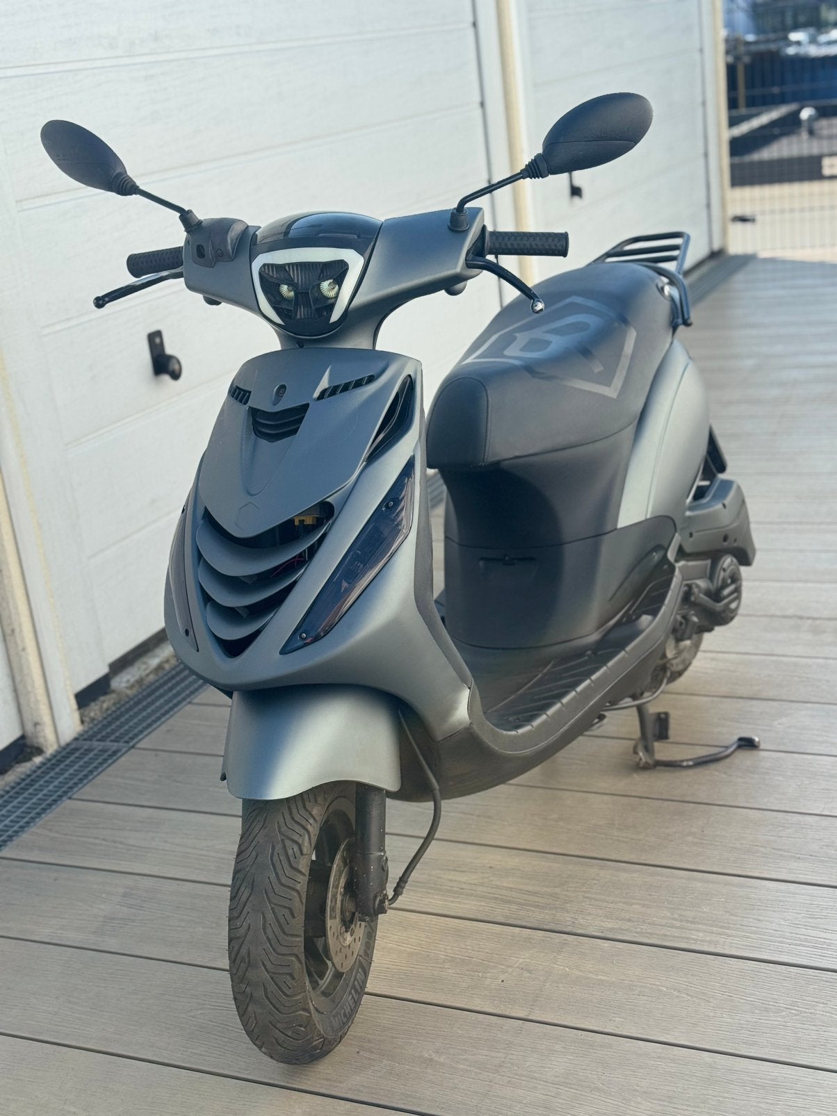 Piaggio zip 80cc 4 takt brom, Ophalen, Maximaal 45 km/u, Zip, Zo goed als nieuw