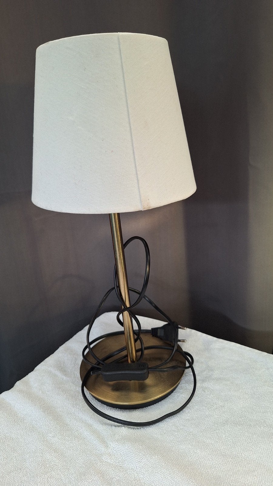 IKEA Skaftet Tafellamp met Witte Kap - Gebruikt, Met schakelaar, Gebruikt, E14 (klein), Wit