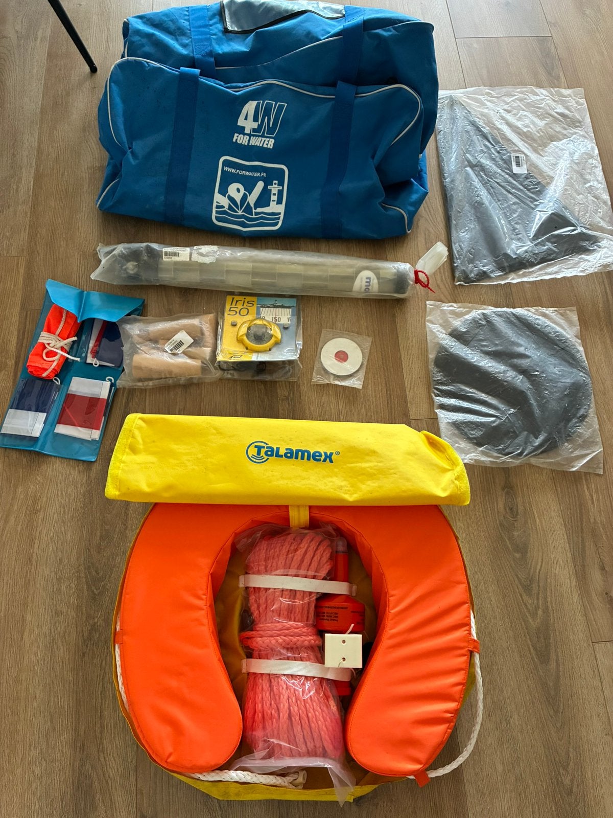 Reddingskit compleet met reddingsboei, handpeilkompas in tas, Watersport en Boten, Accessoires en Onderhoud, Ophalen, Zo goed als nieuw