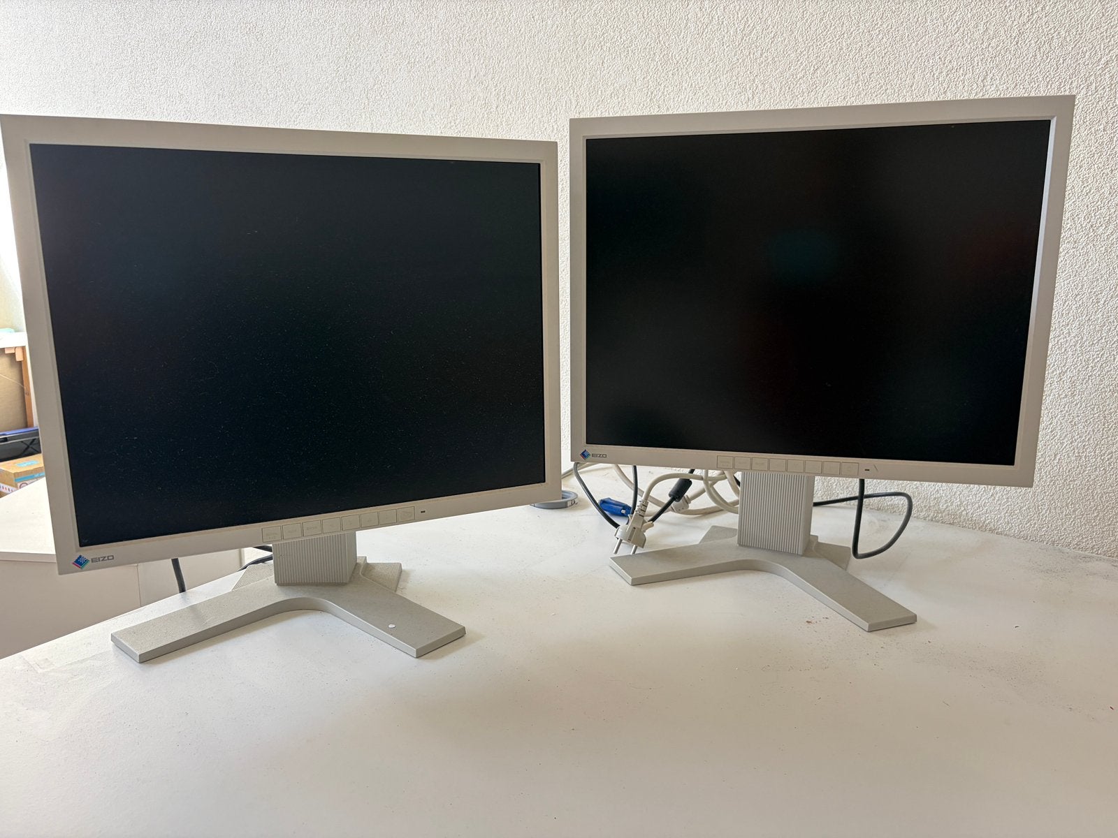 2 monitoren Eizo, Ophalen, Gebruikt, 60 Hz of minder