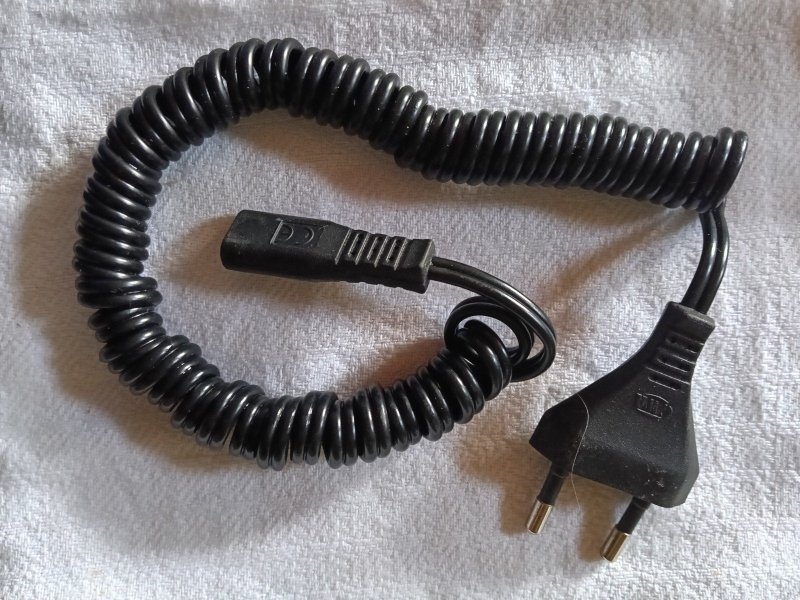 IZGST! Spiraalsnoer/krulsnoer met stekker. Max150/1.80 cm., Ophalen of Verzenden, Gebruikt, Scheren en Epileren