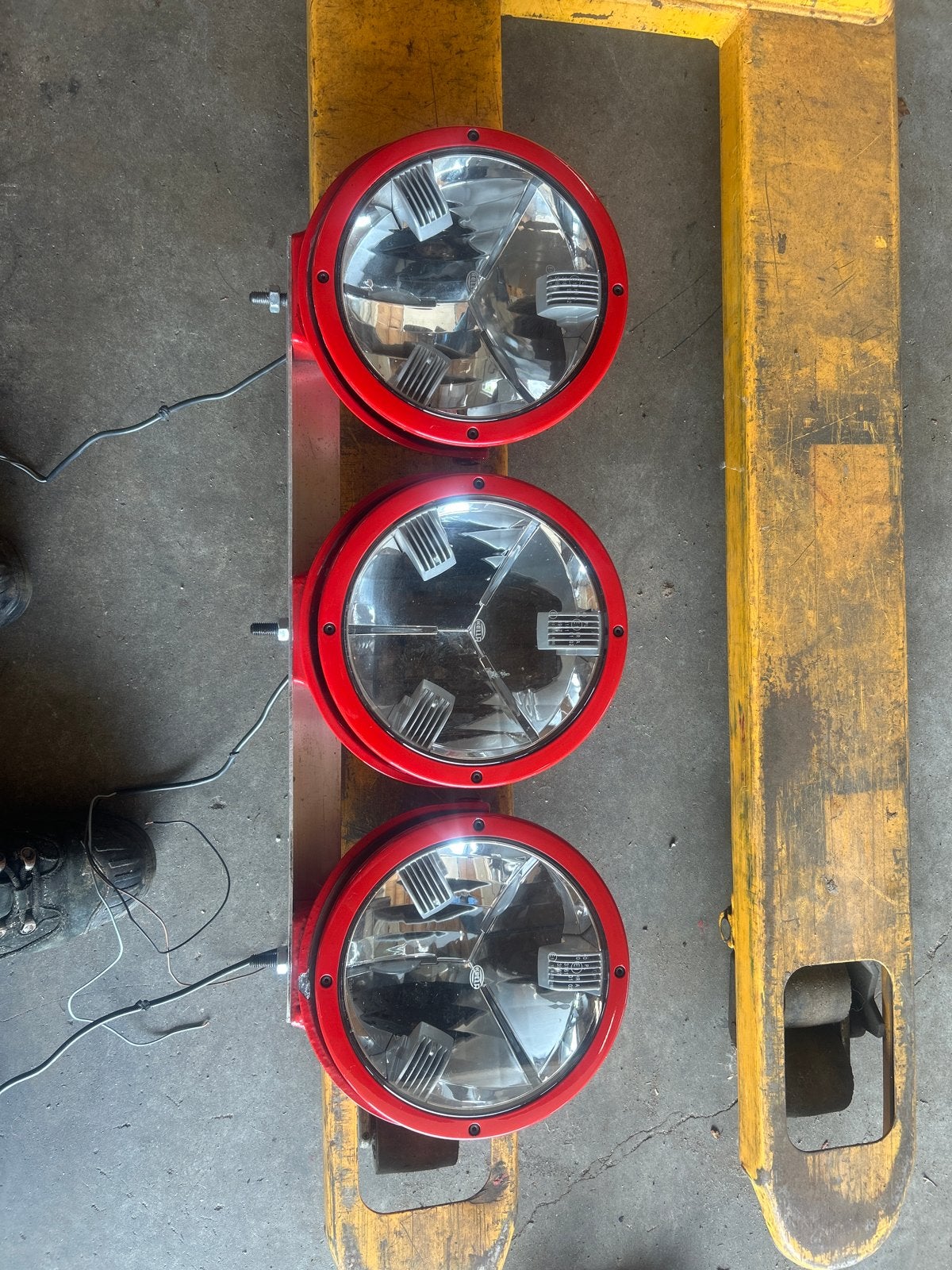 Set van 3 Hella Rallye 3000 verstralers (rood), Auto-onderdelen, Verlichting, Ophalen, Gebruikt, Universele onderdelen