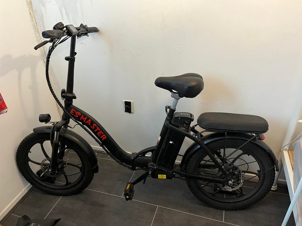 Fad bike 400.00  is kapot nieuw sensornodig remen weken niet, Ophalen of Verzenden, Zo goed als nieuw, Overige merken