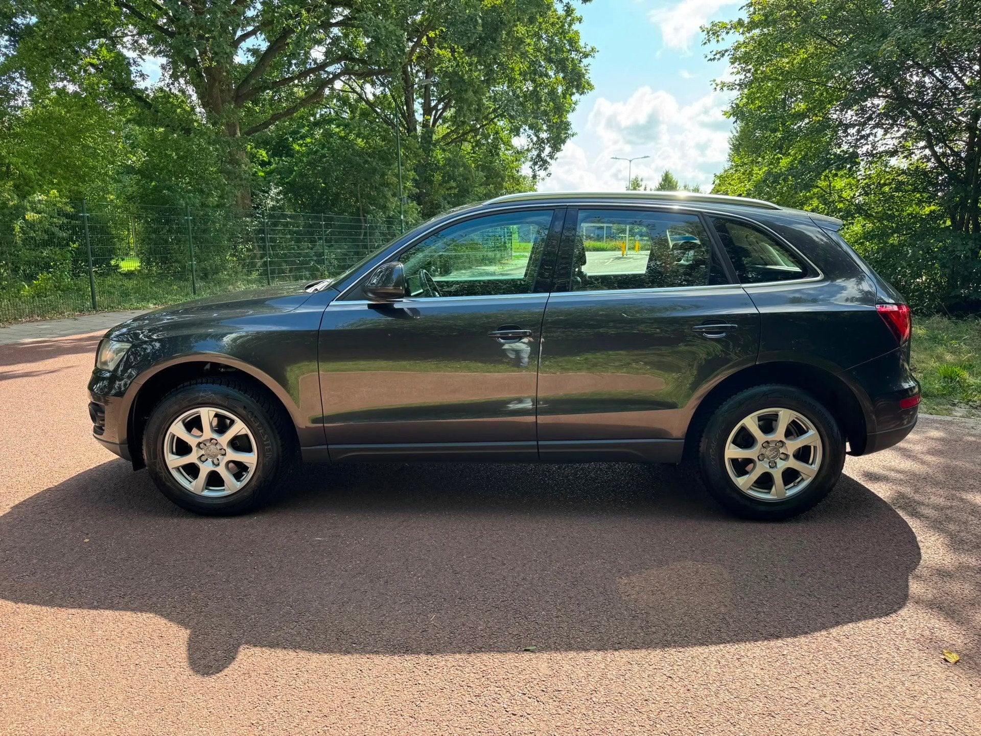 Audi Q5 2.0 TFSI quattro Pro Line / Navi / CarPlay / Leder /, Auto's, Automaat, Euro 5, Gebruikt, Bedrijf